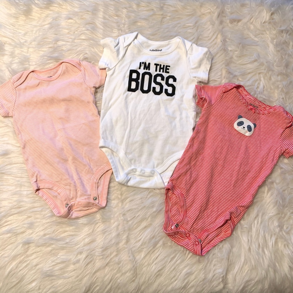 Bundle of 3 Carter’s & Jumping Bean Onesies 9M
